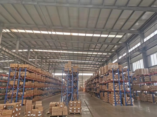 Automotive Oil Filters for Benz OE 6511800009 1121840425 k68091826aa in Southeast Asia